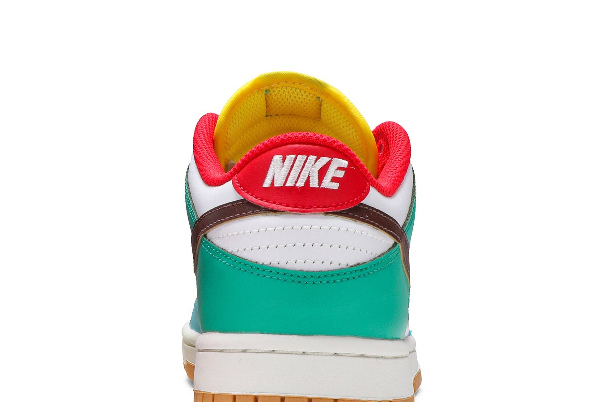 ( Grade School ) Nike Dunk Low SE Free.99 – White CZ2496-100