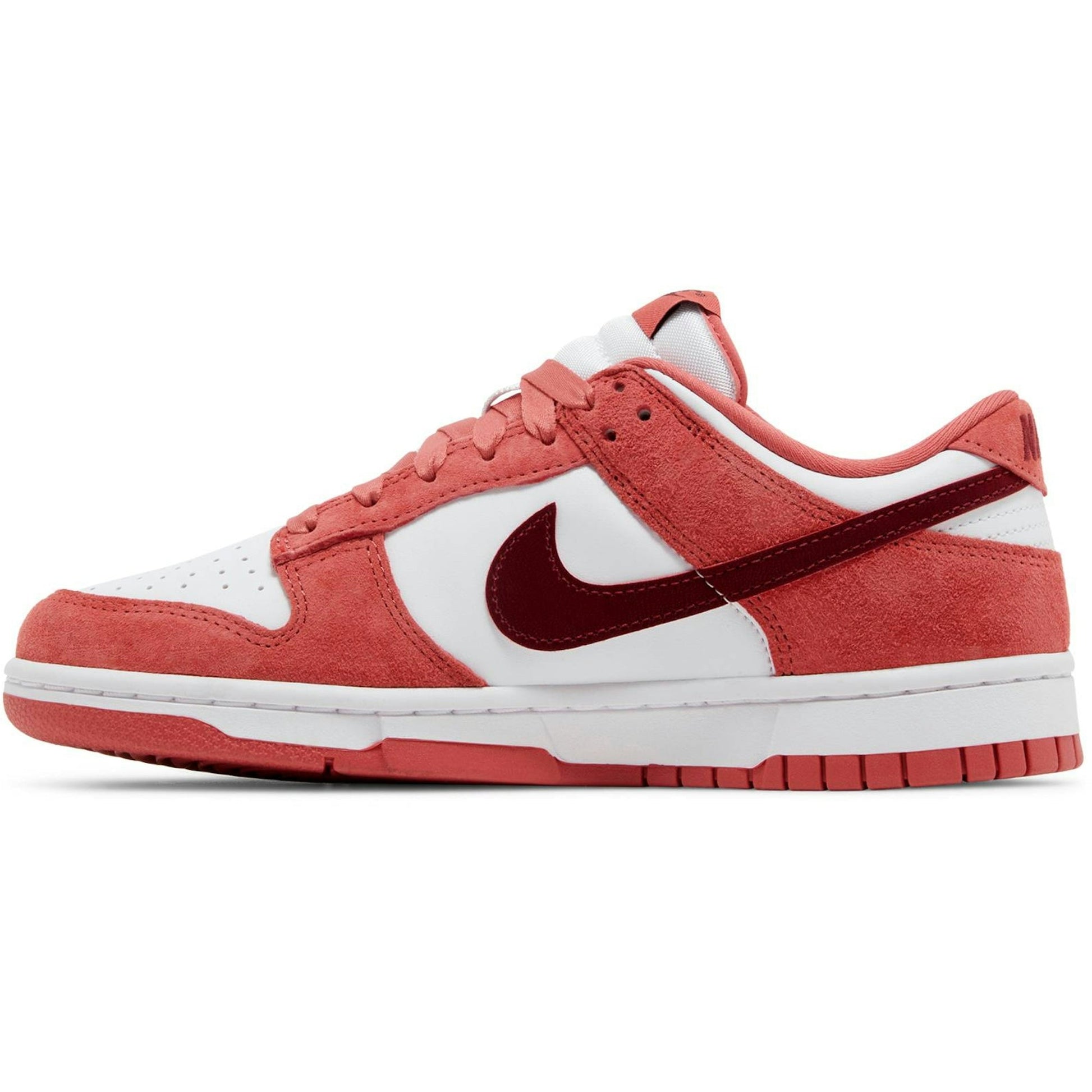 ( Women ) Nike Dunk Low Valentines Day 2024 FQ7056-100