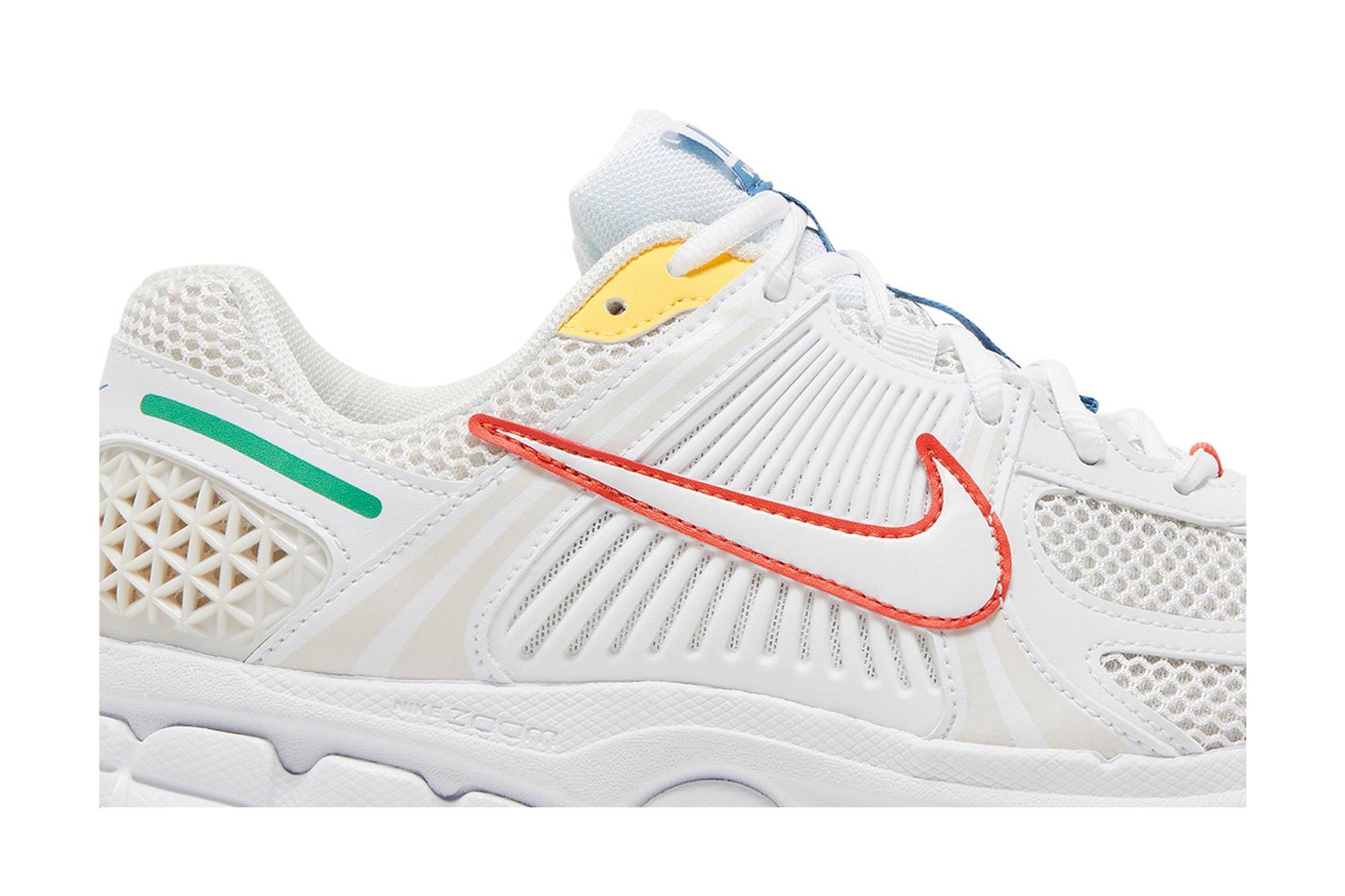 ( Women ) Nike Air Zoom Vomero 5 Primary Colors FN3446-111