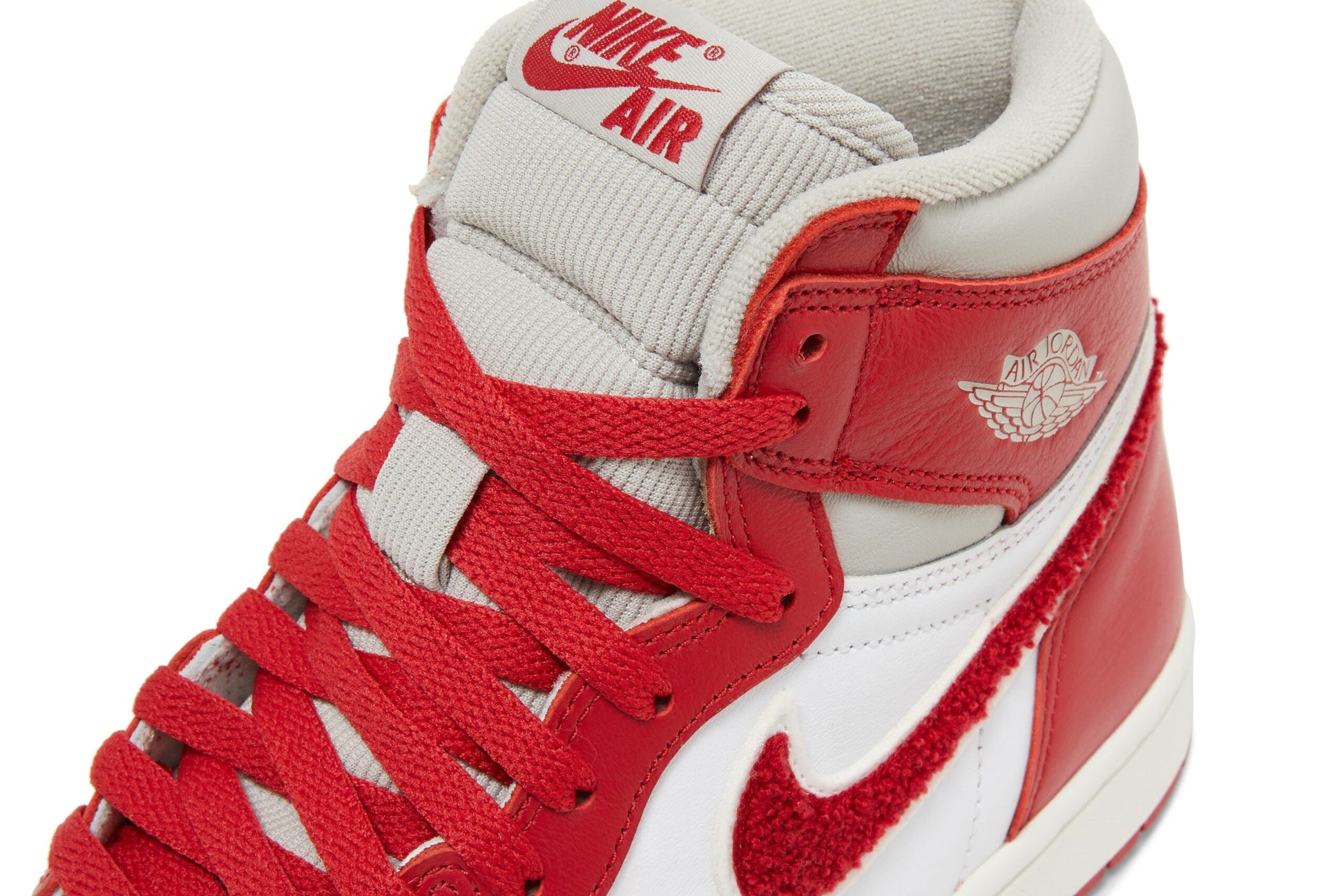 Jordan 1 High OG 'Chenille' DJ4891-061