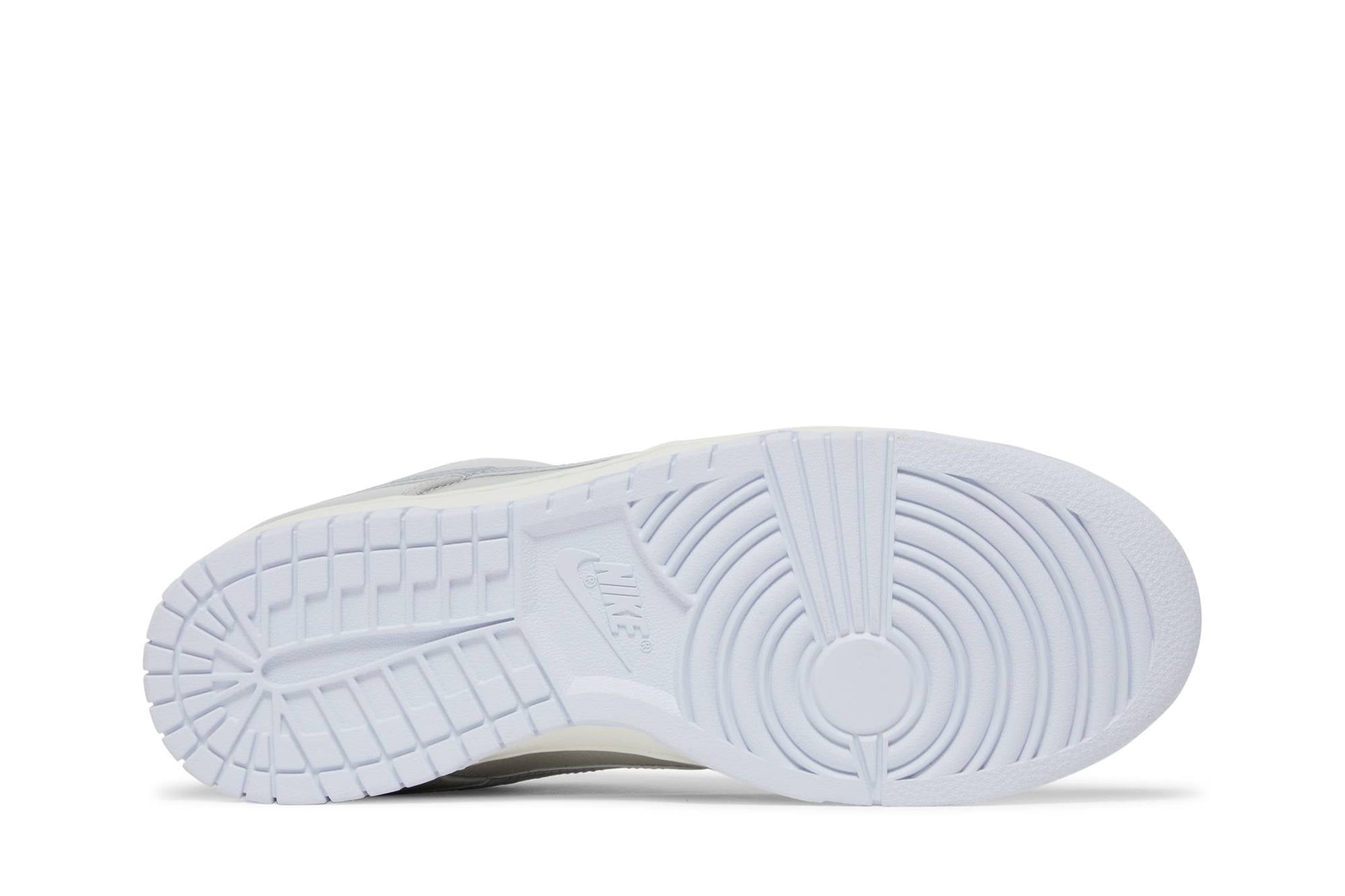 Nike Dunk Low 'Metallic Silver' DX3197-095