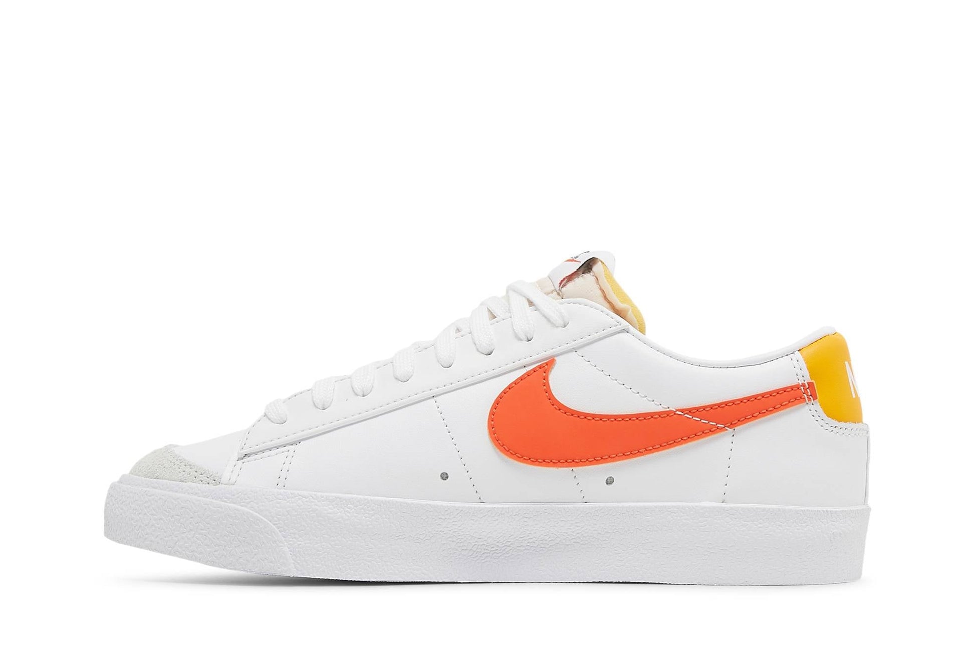 ( Women ) Nike Blazer Low '77 'White Orange' DC4769-105