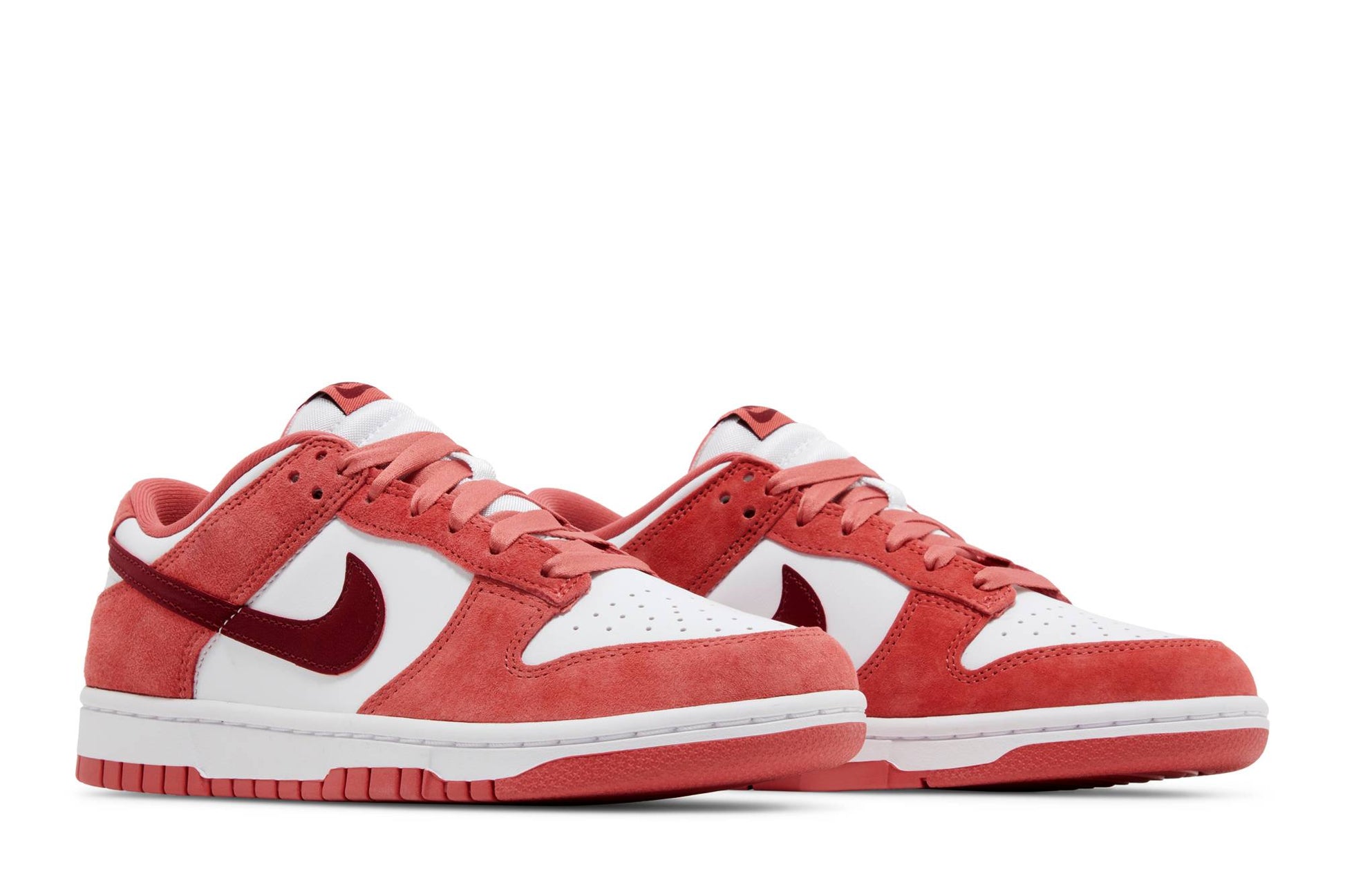 ( Women ) Nike Dunk Low Valentines Day 2024 FQ7056-100