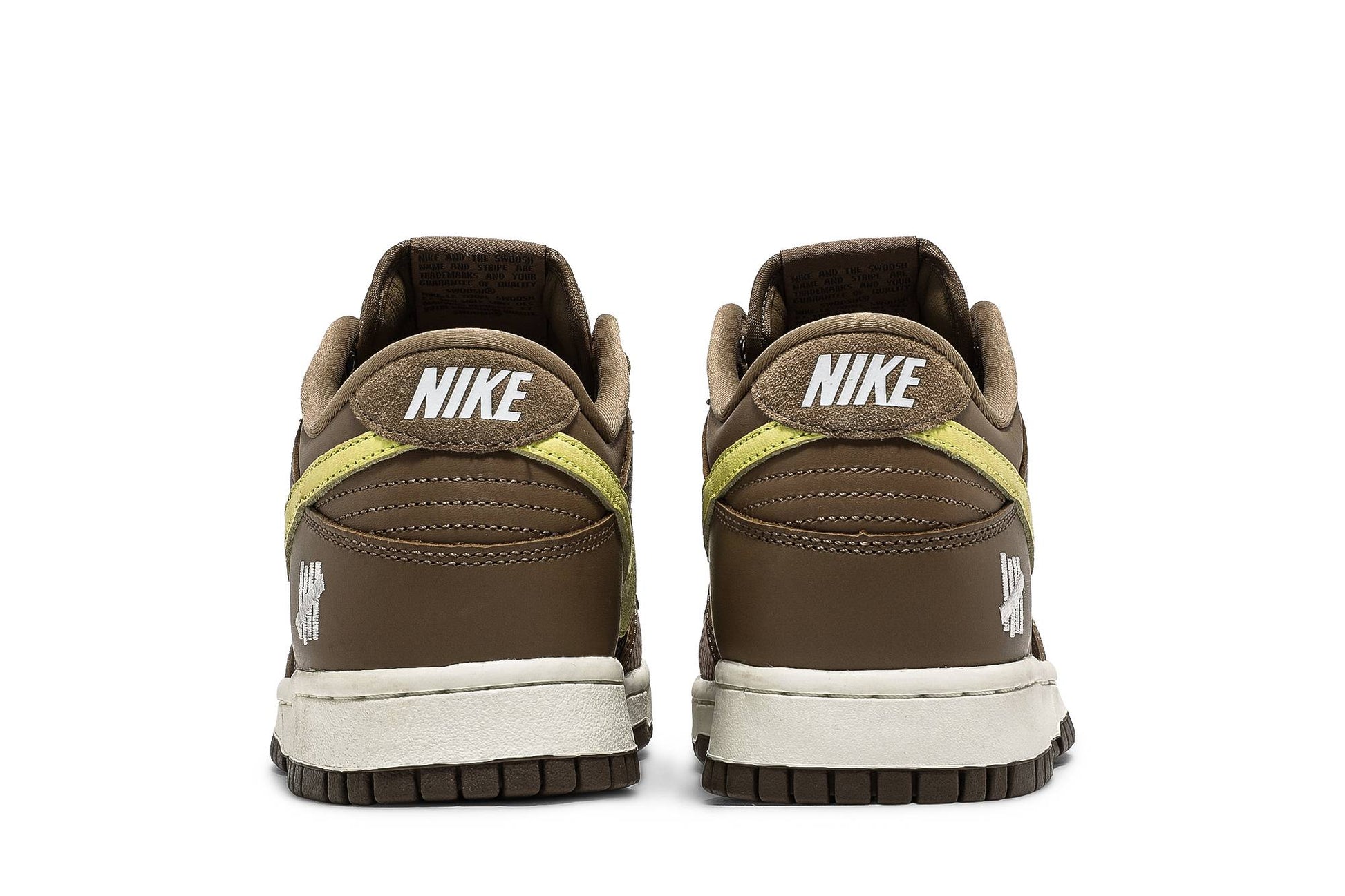 UNDEFEATED X Nike Dunk Low SP Canteen DH3061-200