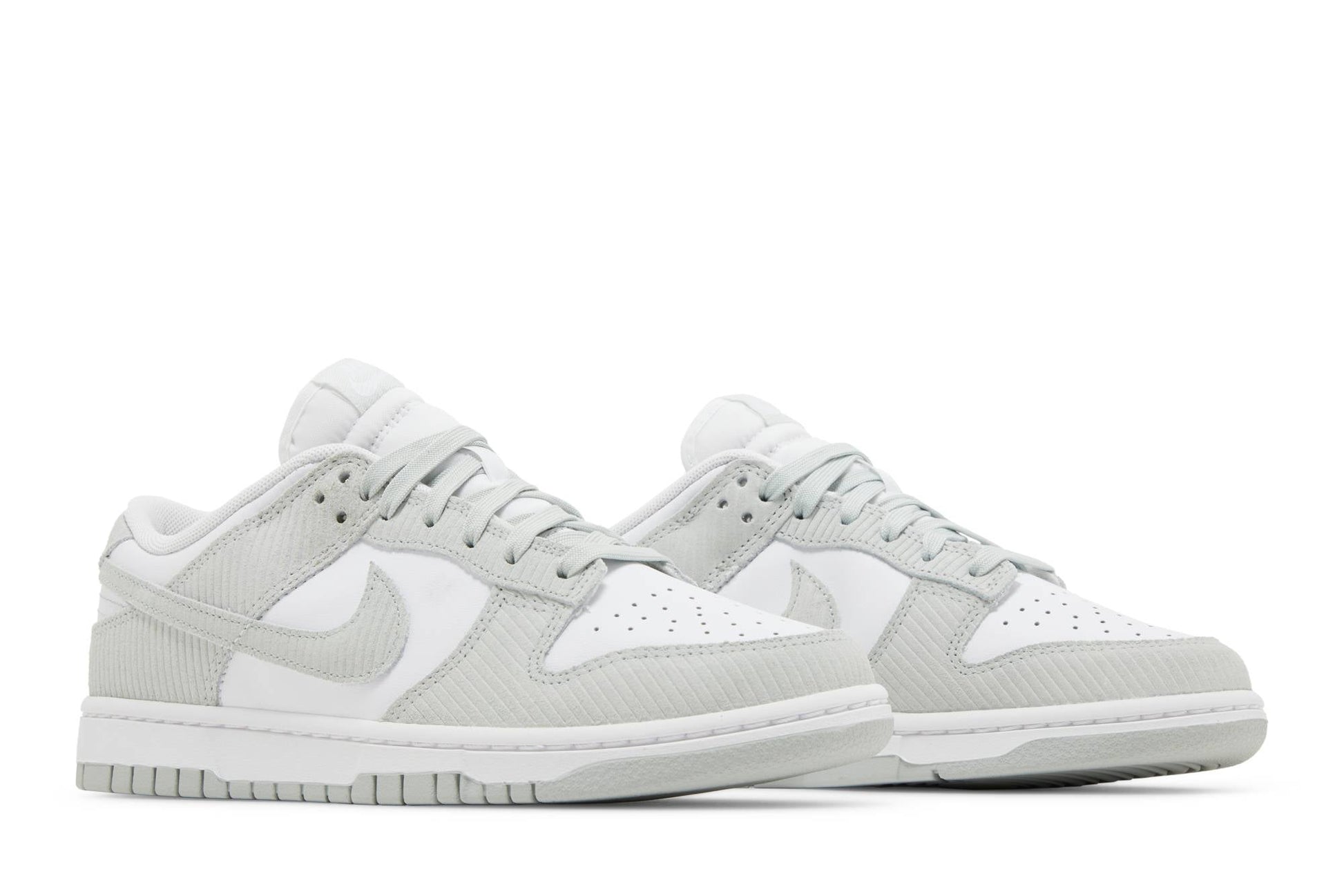 ( Women ) Nike Dunk Low Light Silver Corduroy FN7658-100