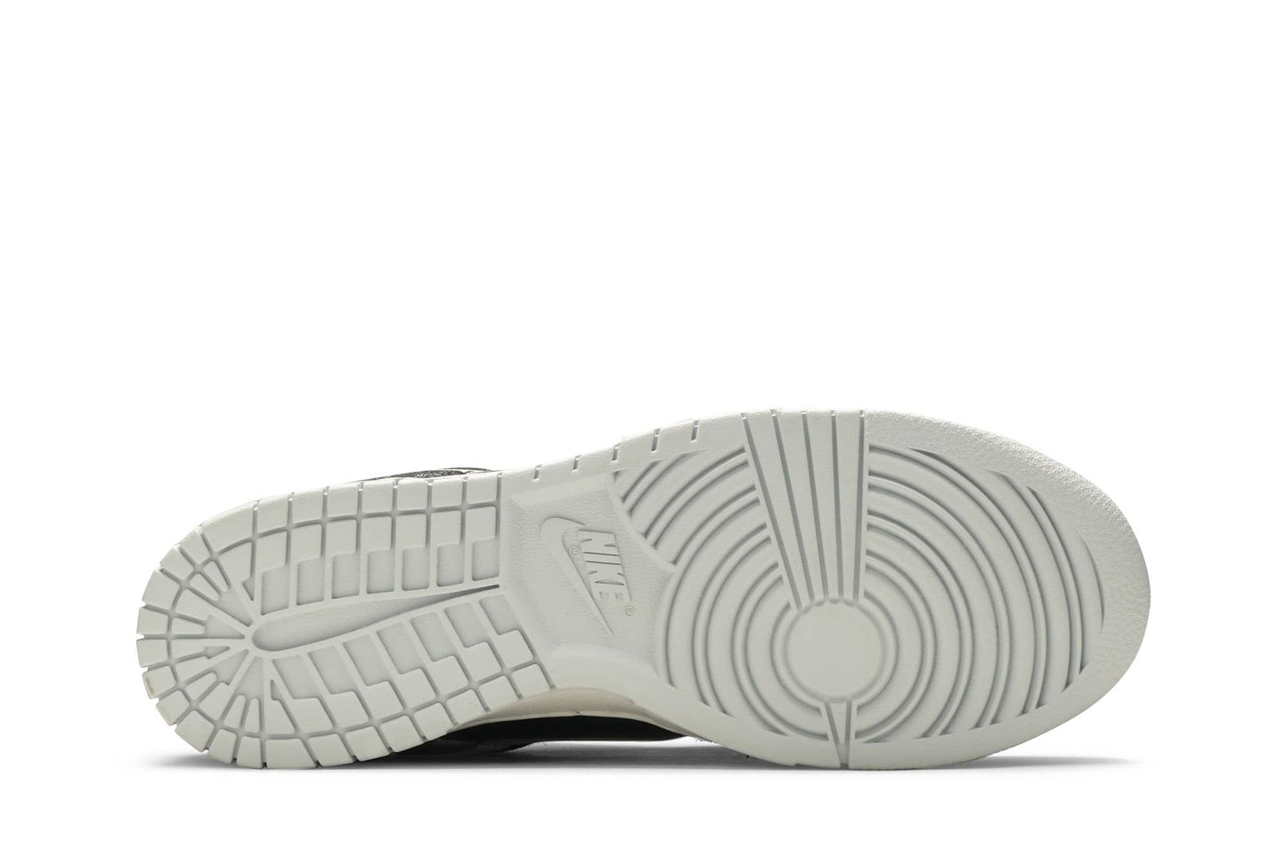 Nike Dunk Low Premium 'Animal Pack – Zebra' DH7913-001