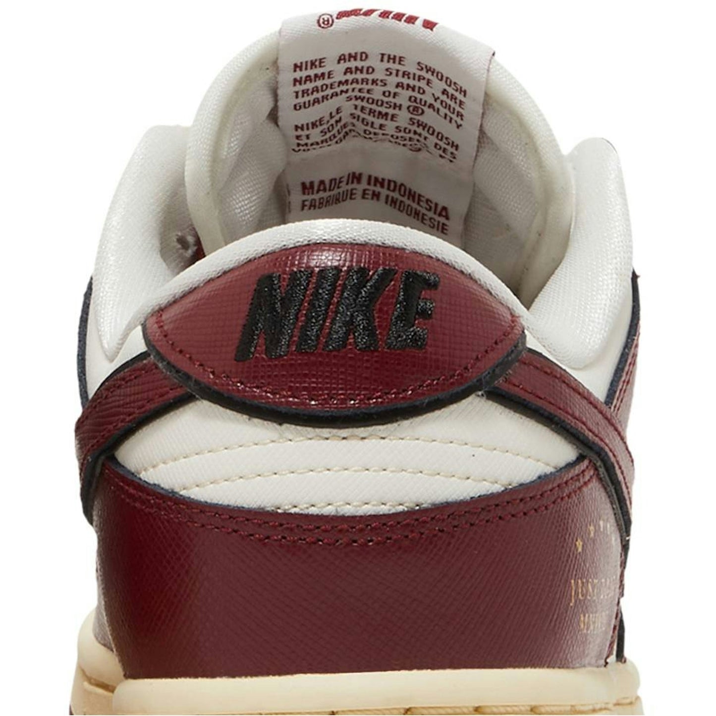 ( Women ) Nike Dunk Low SE Just Do It – Team Red DV1160-101