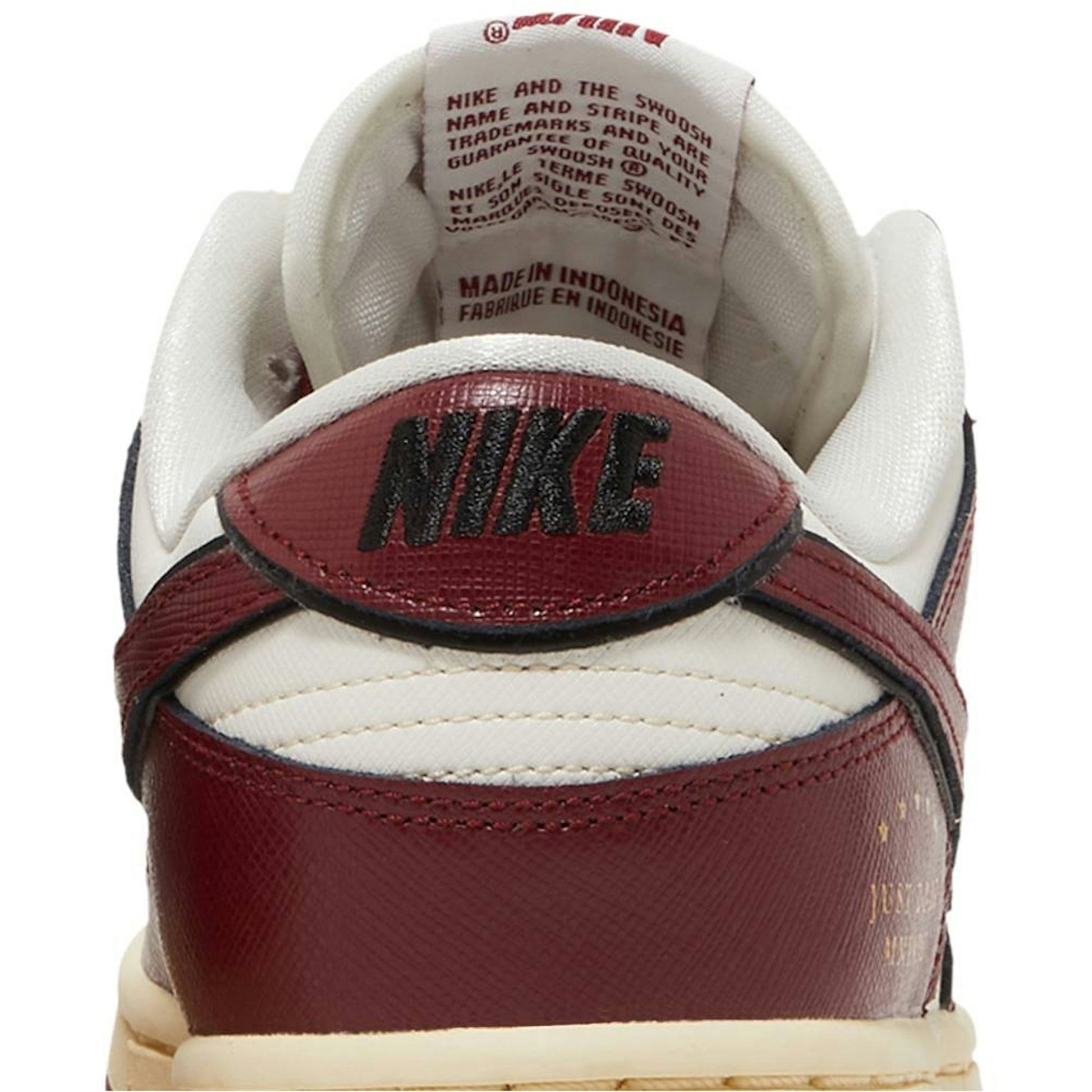 ( Women ) Nike Dunk Low SE Just Do It – Team Red DV1160-101