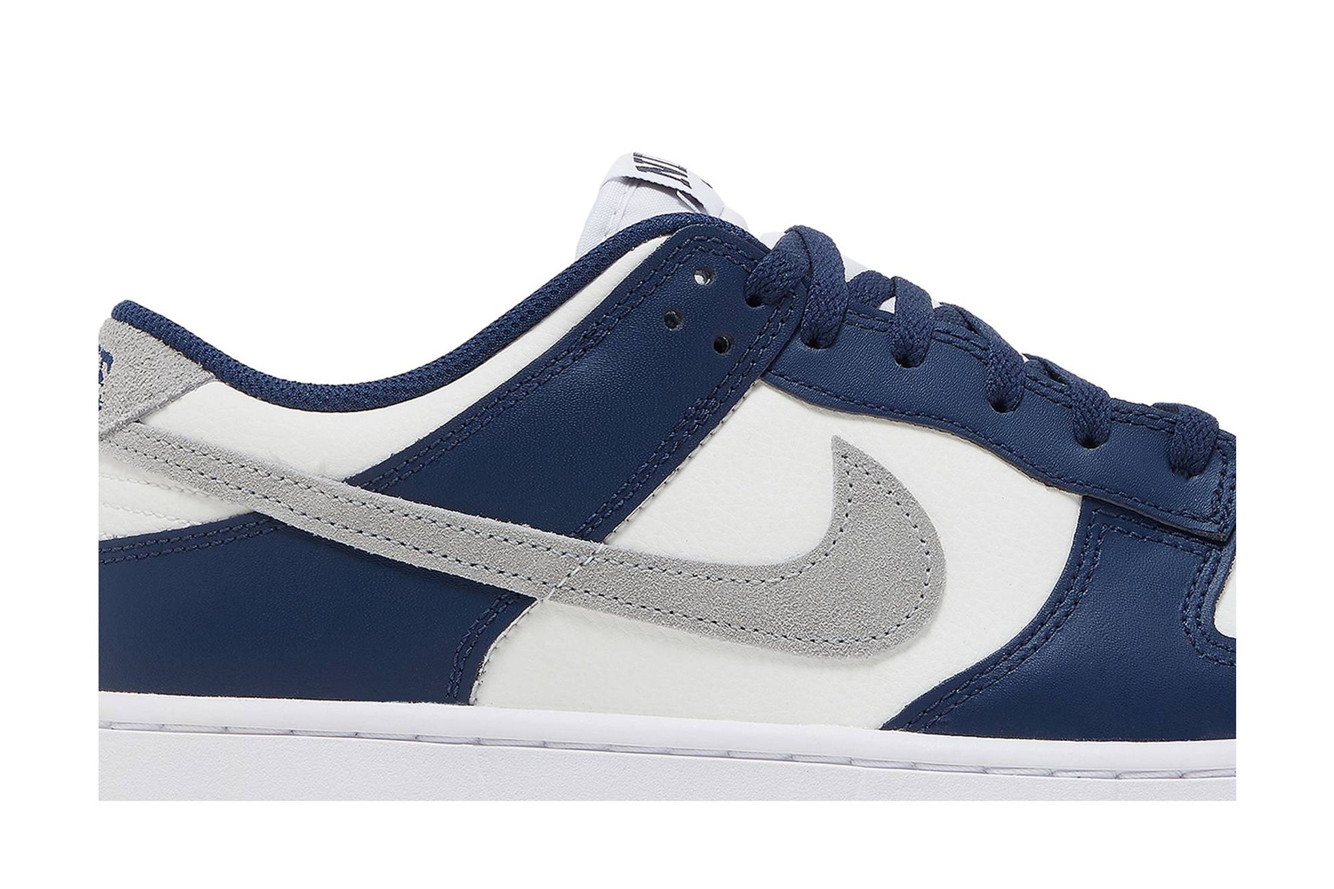 Nike Dunk Low Midnight Navy FD9749-400
