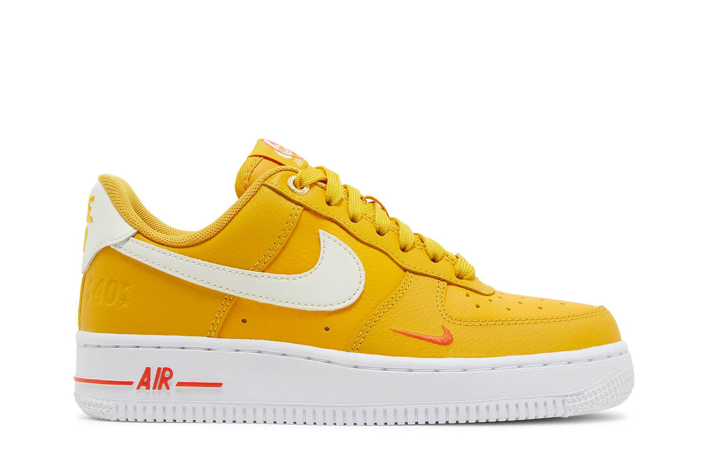 ( Women ) Nike Air Force 1 '07 SE '40th Anniversary – Yellow Ochre' DQ7582-700