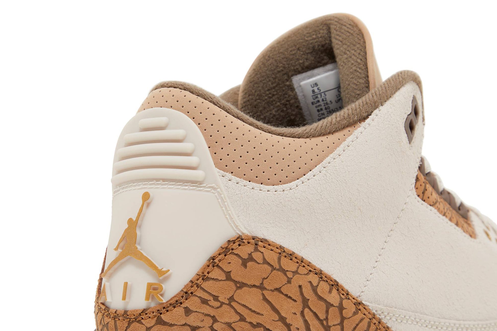 Air Jordan 3 'Light Orewood Brown' CT8532-102