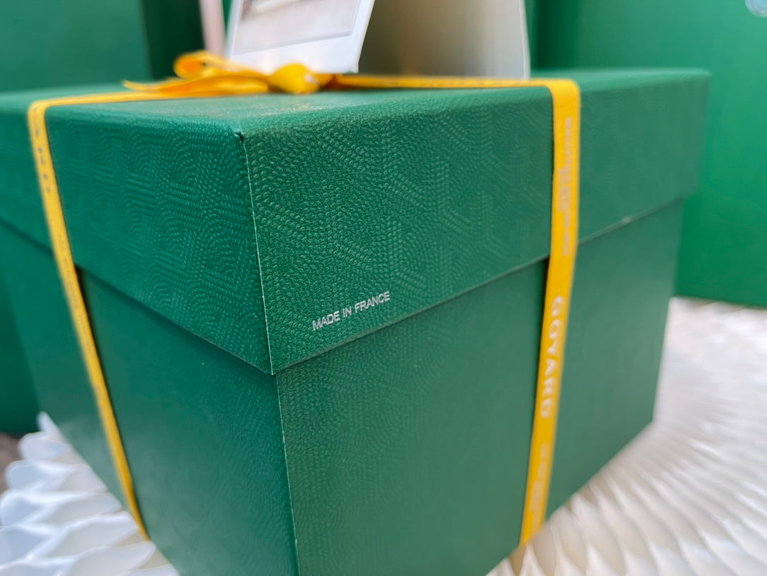 Gogy Luxury Green Paper Shopping Bag with Yellow Ribbon Handles