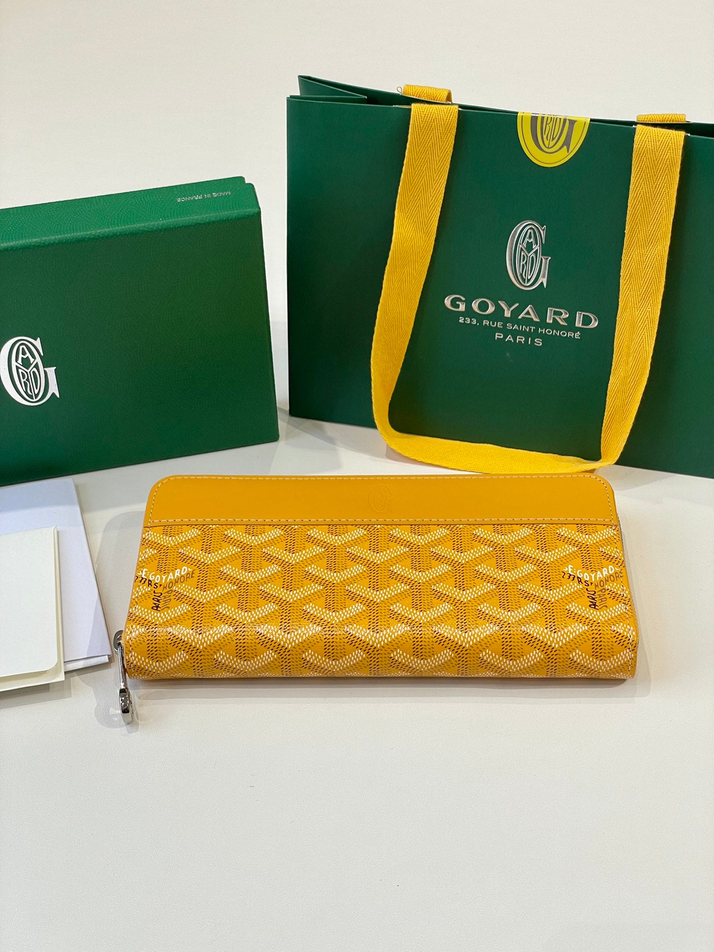 Gogy Luxury Yellow Chevron Pattern Long Wallet Clutch Organizer