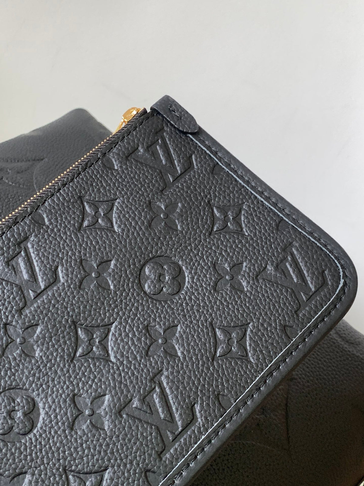 Louis Vuitton Monogram Empreinte Leather Hobo Bag - Black