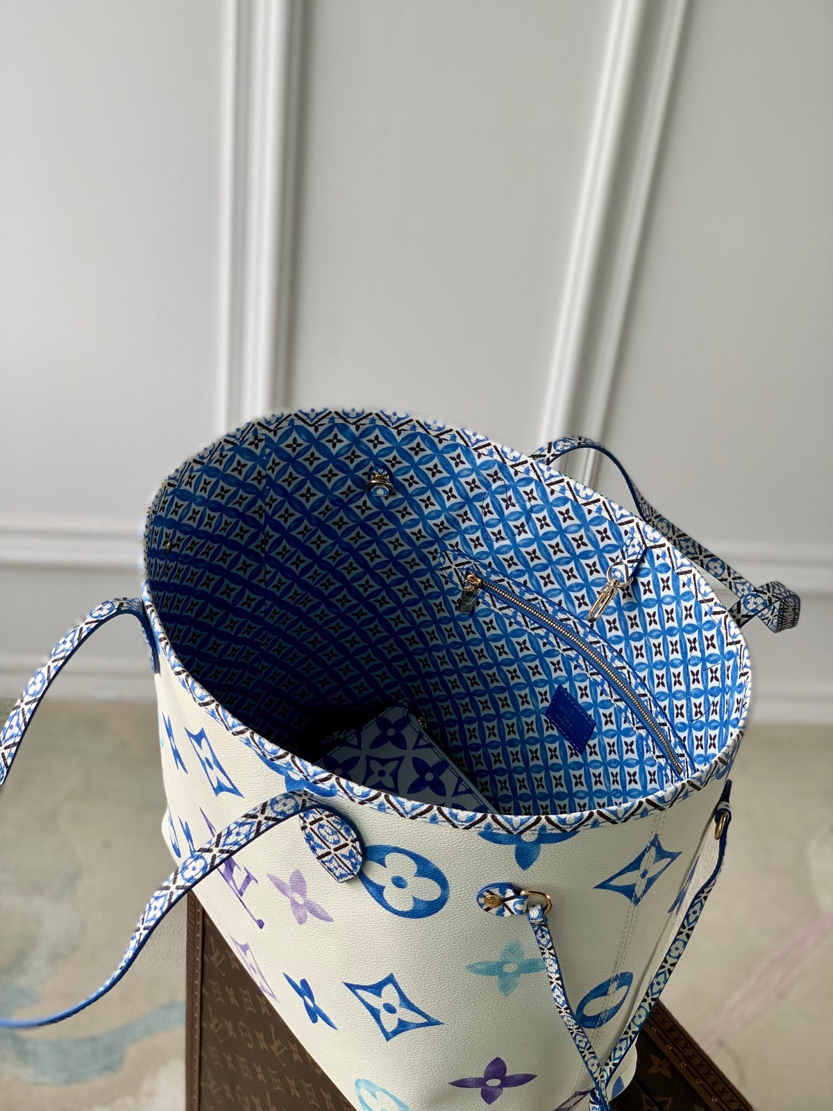 Louis Vuitton Neverfull MM By The Pool Monogram Tote Bag - White/Blue