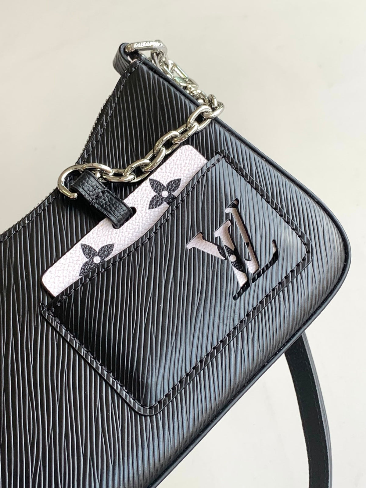 Louis Vuitton Marelle Shoulder Bag Black Epi Leather