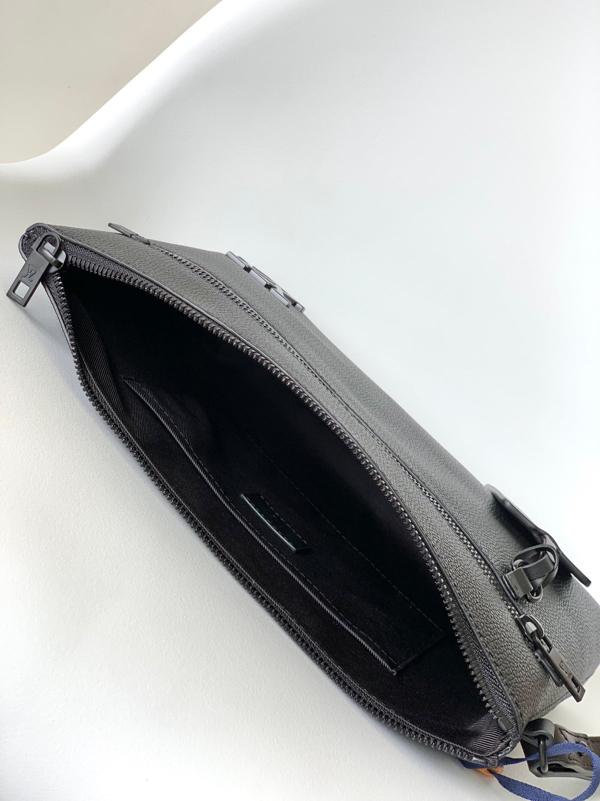 Louis Vuitton Men's Alpha Clutch - Black Taiga Leather Pouch