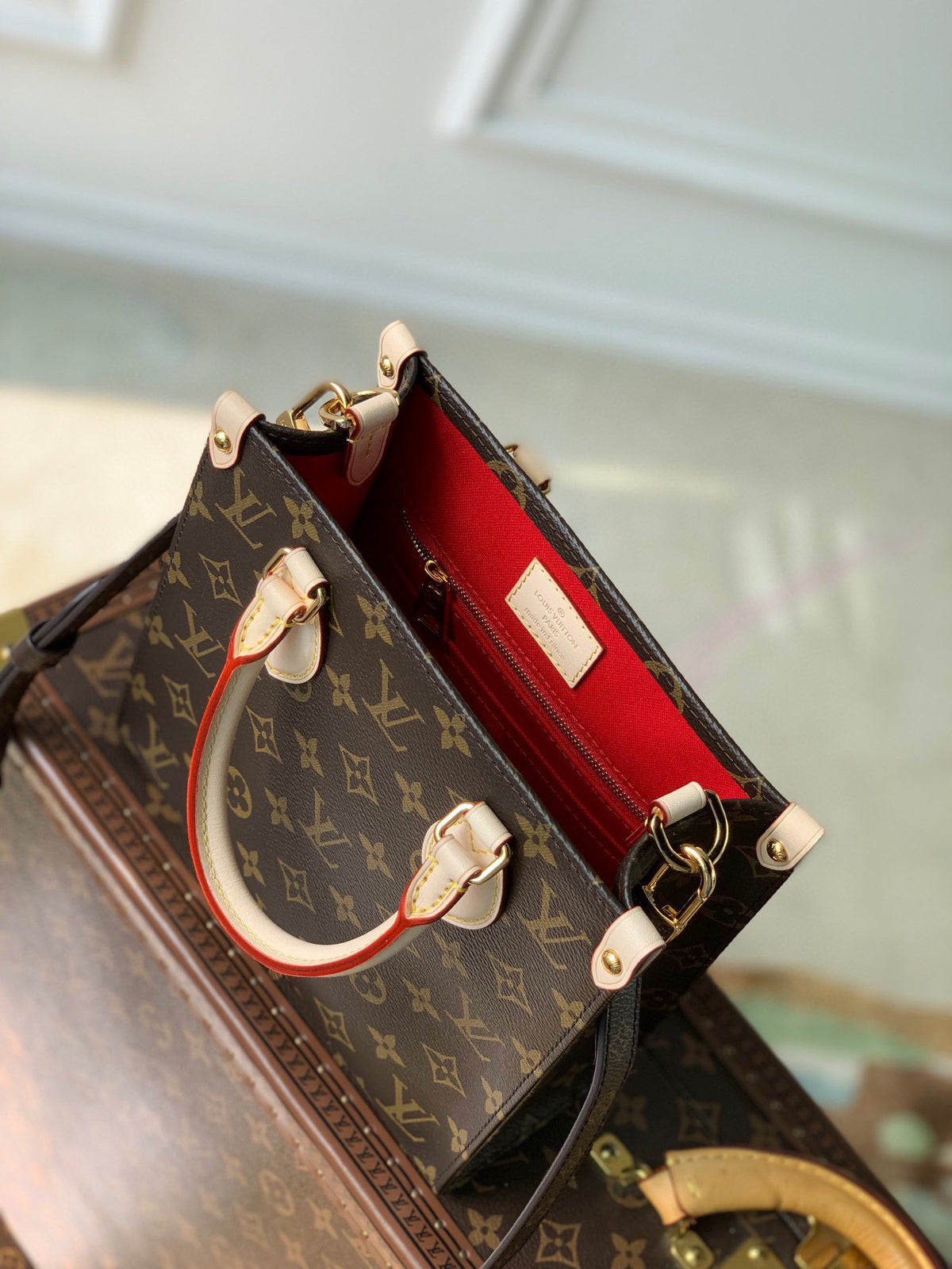 Louis Vuitton Petit Sac Plat Monogram Canvas Tote Bag