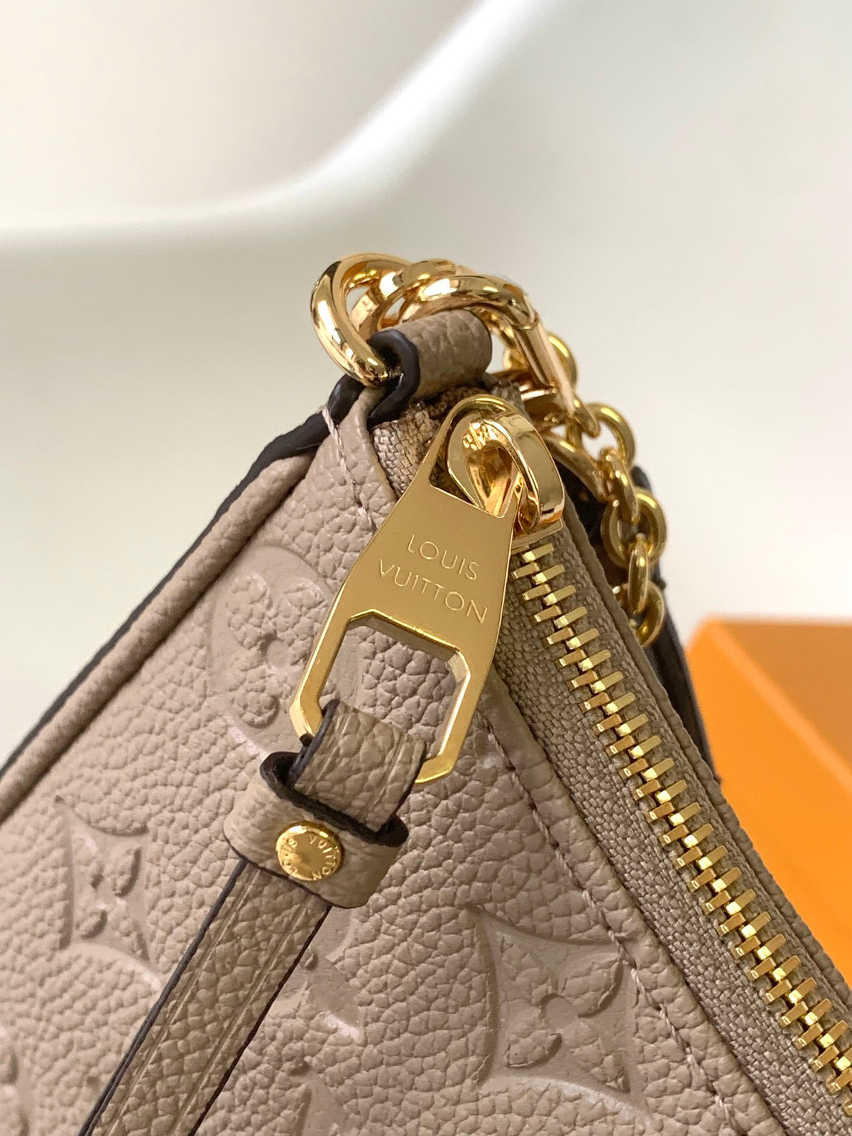 Louis Vuitton Monogram Empreinte Pochette Accessoires - Tourterelle