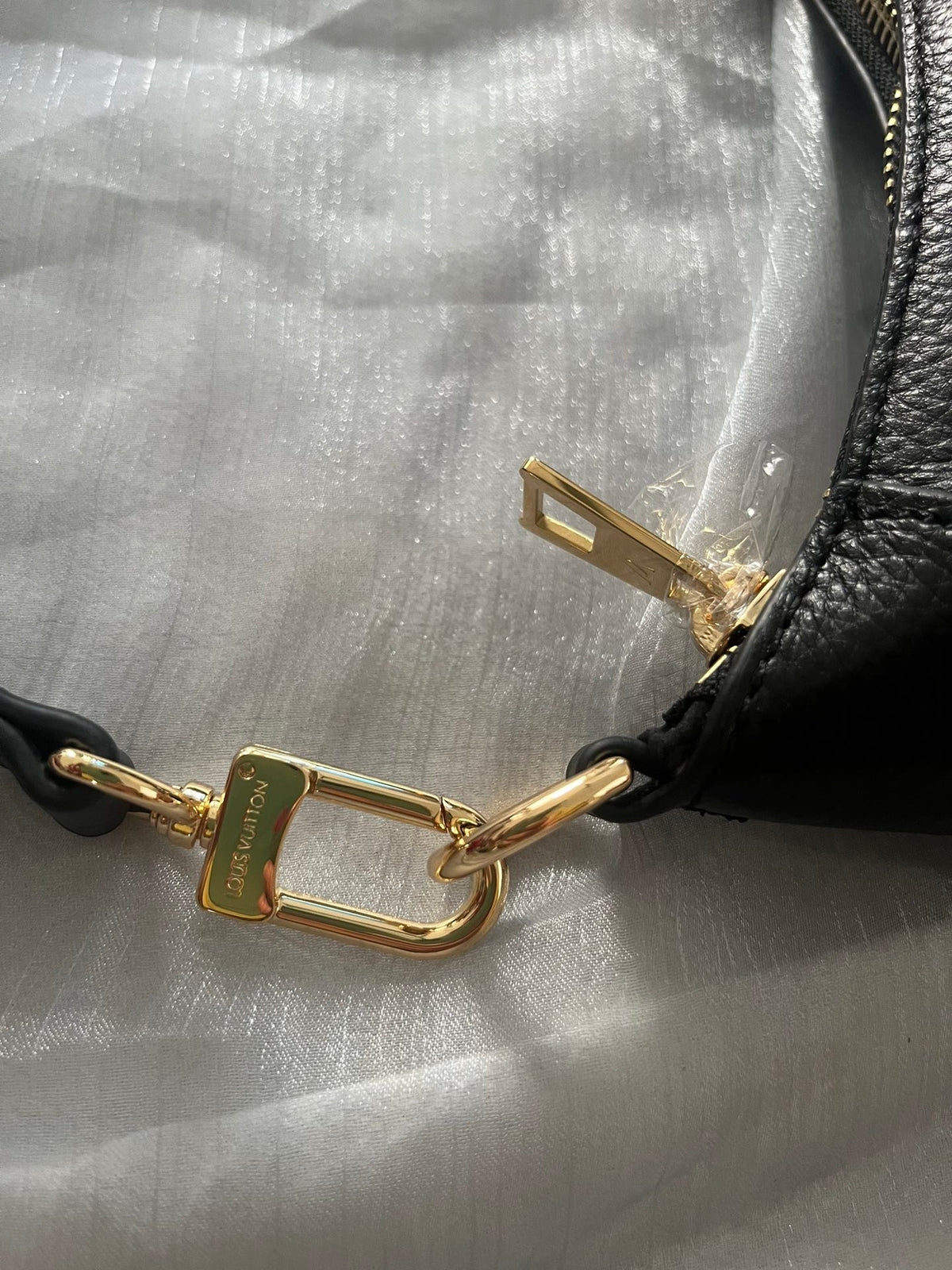 Louis Vuitton Bagatelle Hobo Bag - Monogram Empreinte Leather - Black