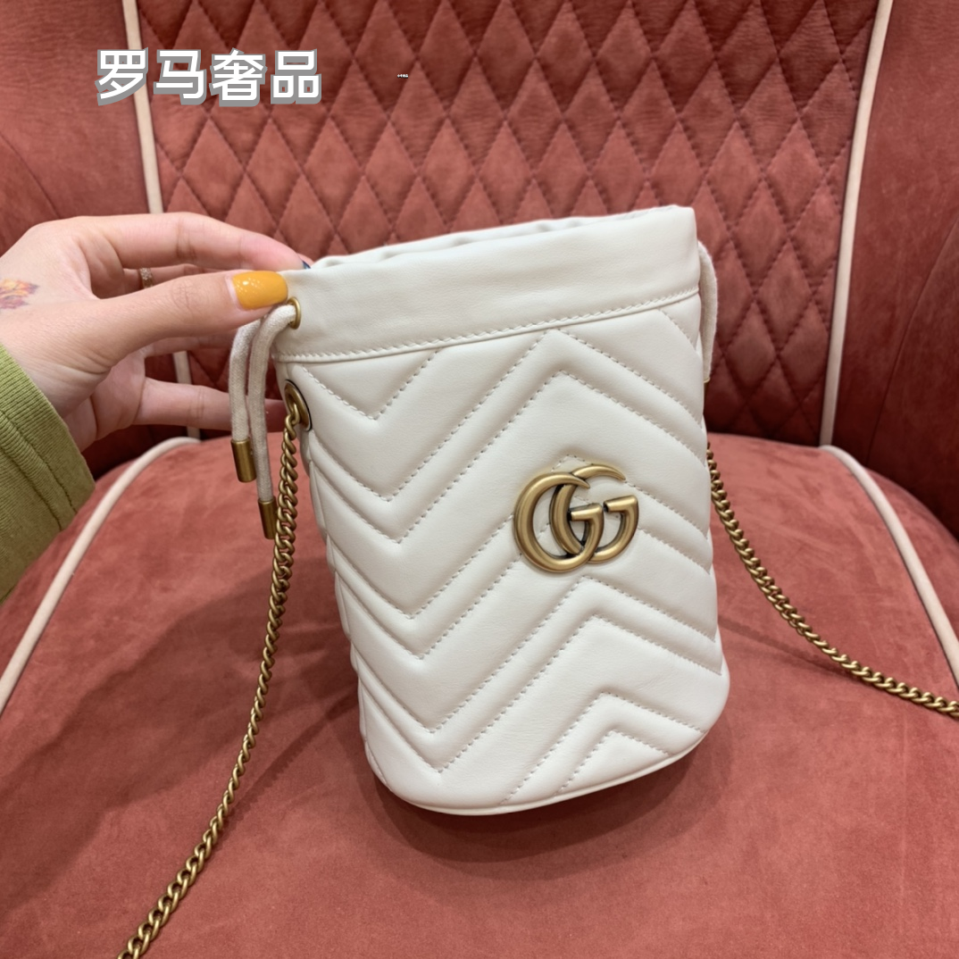 Gucci Luxury Black Chevron Quilted Leather Drawstring Bucket Crossbody Bag